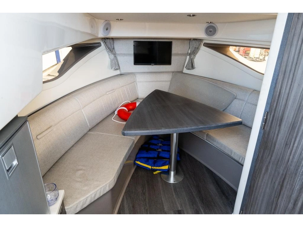 Sea Ray Sundancer 320 2022 alt