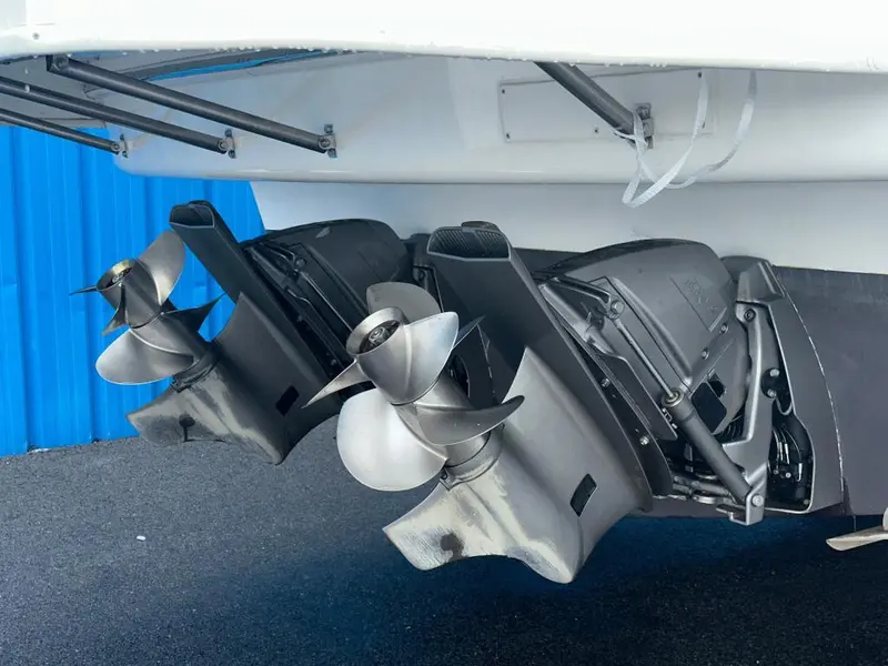 2021 Bavaria Motoryachts S36 COUPE VOLVO D3-220 EVC *SUR RENDEZ-VOUS* thumbnail 5