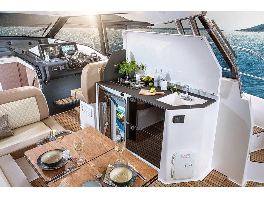 Bavaria Sr38 2026 alt