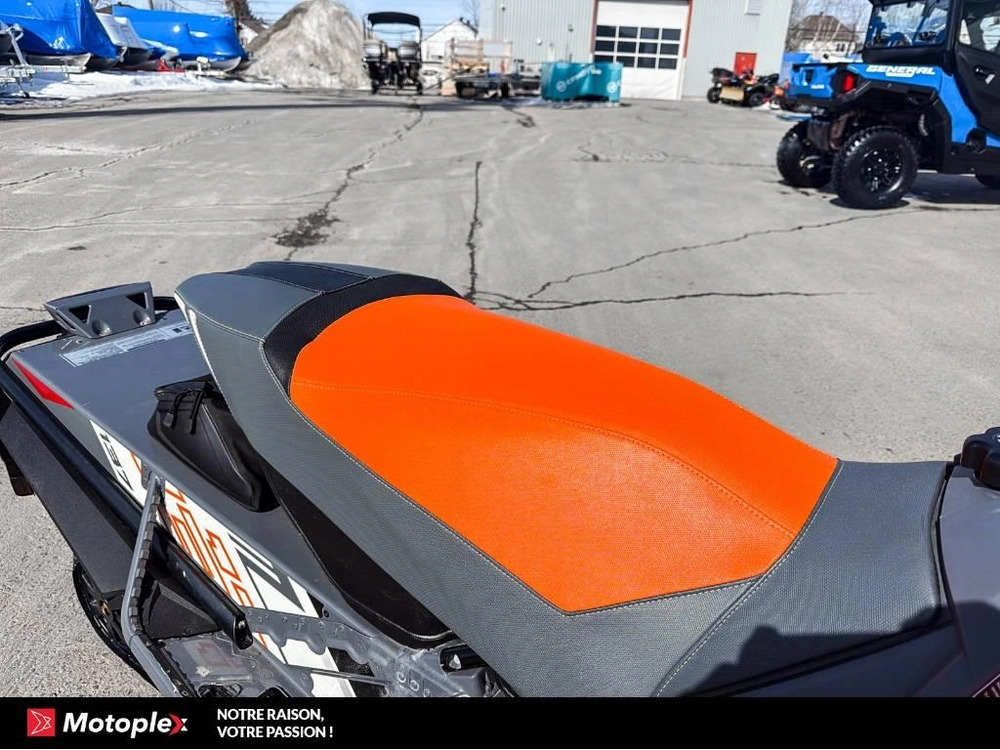 2022 Arctic Cat Zr8000 Limited Iact alt