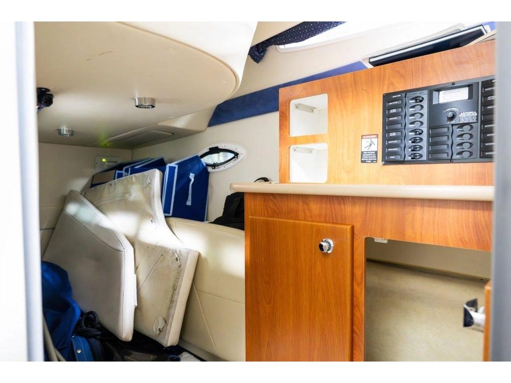 2009 Bayliner 300 Sb alt