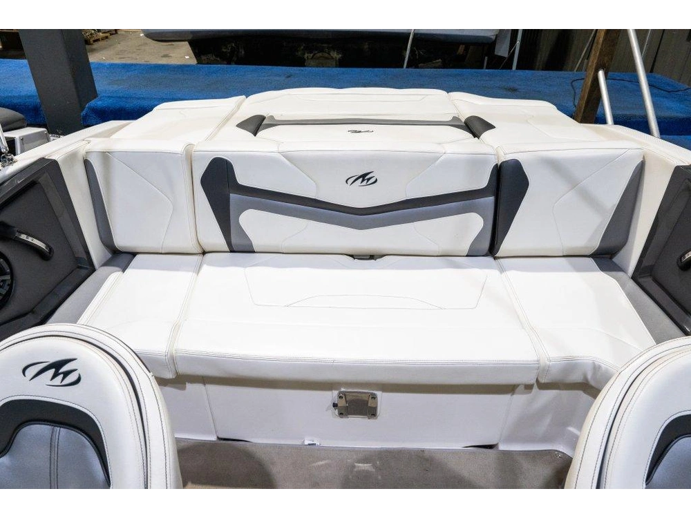 Monterey Boats 214 Ss Br 2014 alt