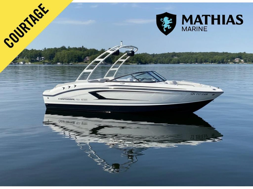 2018 Chaparral H2o 19 alt