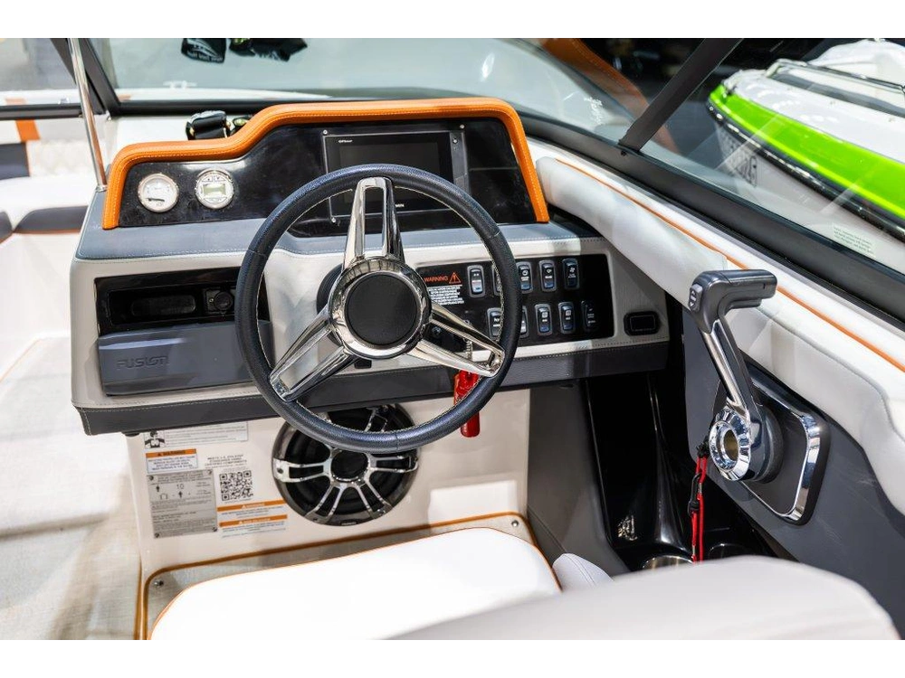 2020 Regal 2300rx alt