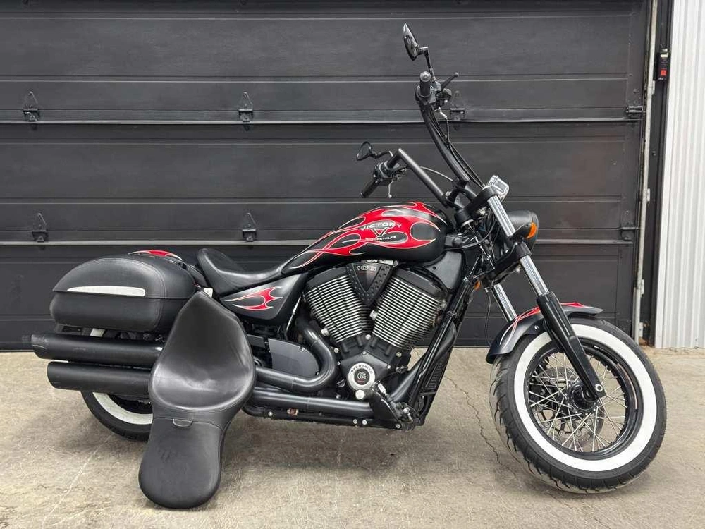 Victory Motorcycles Highball 2014 alt