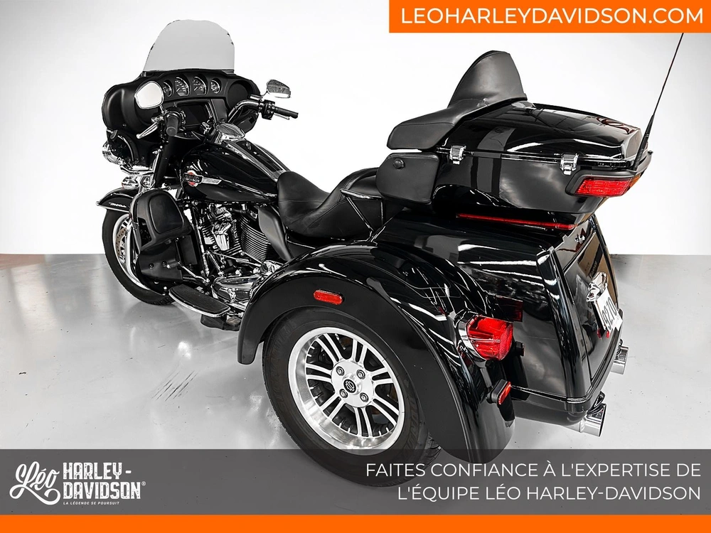 Harley-davidson Flhtcutg Tri Glide Ultra 2024 alt