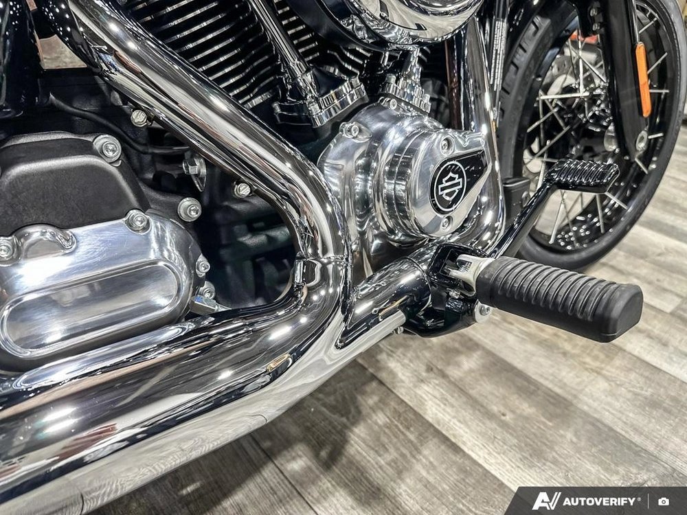 2026 Harley-davidson Street Bob alt