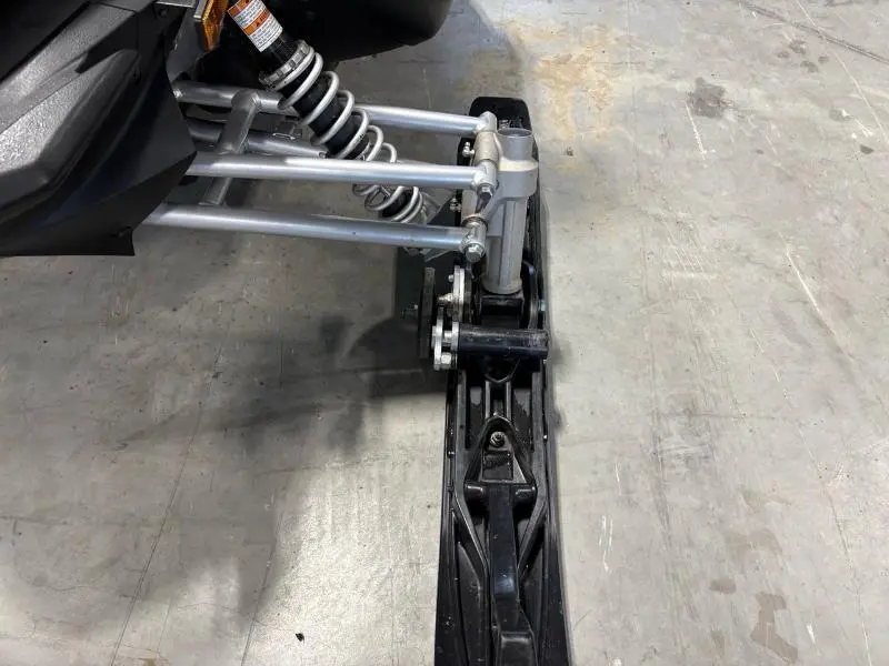 Yamaha Apex 2011 alt