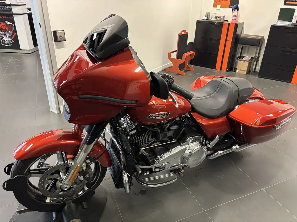 Harley-Davidson FLHX STREET GLIDEFLHX 2024