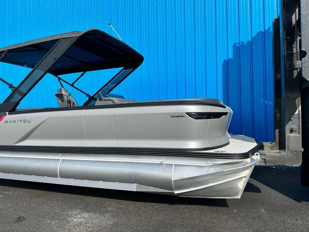 Manitou 22 Explore Bench 2025 alt