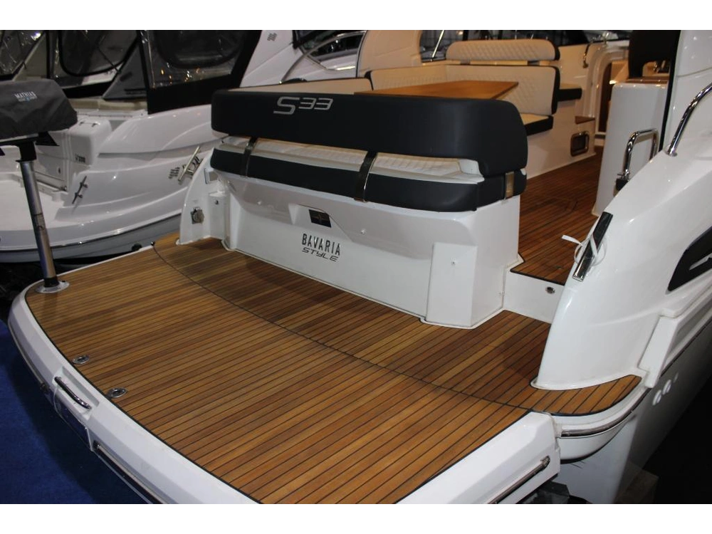 Bavaria S33 Ht Volvo D3-220 Evc 2021 alt