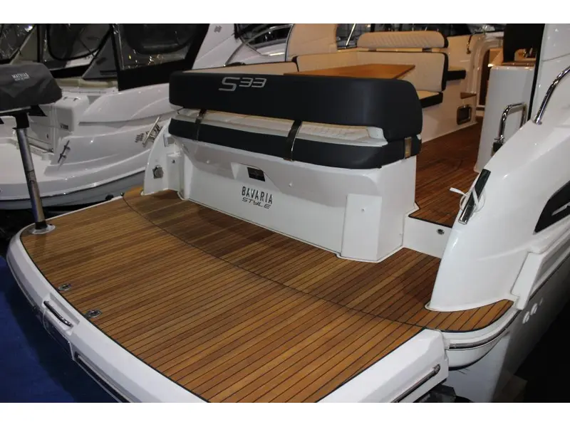 2021 Bavaria Motoryachts S33 HT VOLVO D3-220 EVC thumbnail 22
