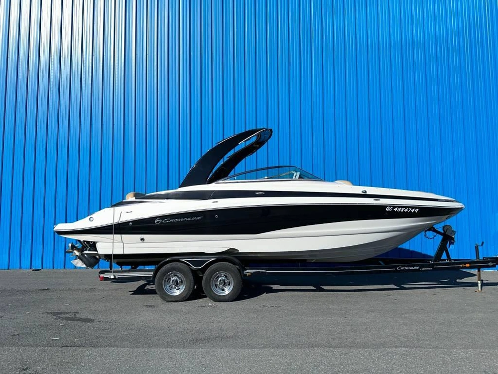 Crownline E6 2014 alt