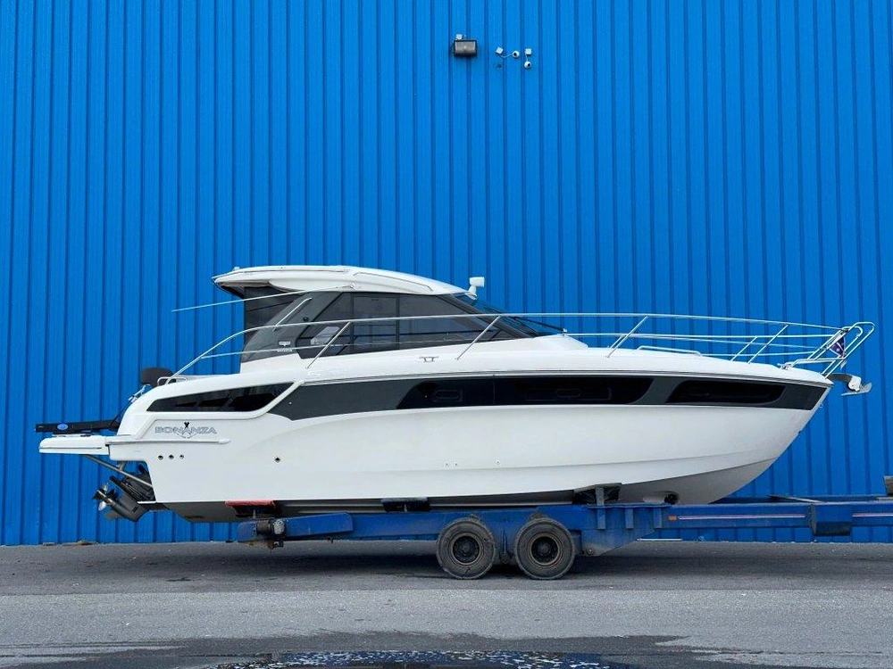 Bavaria S36 Coupe Volvo D3-220 2018 alt