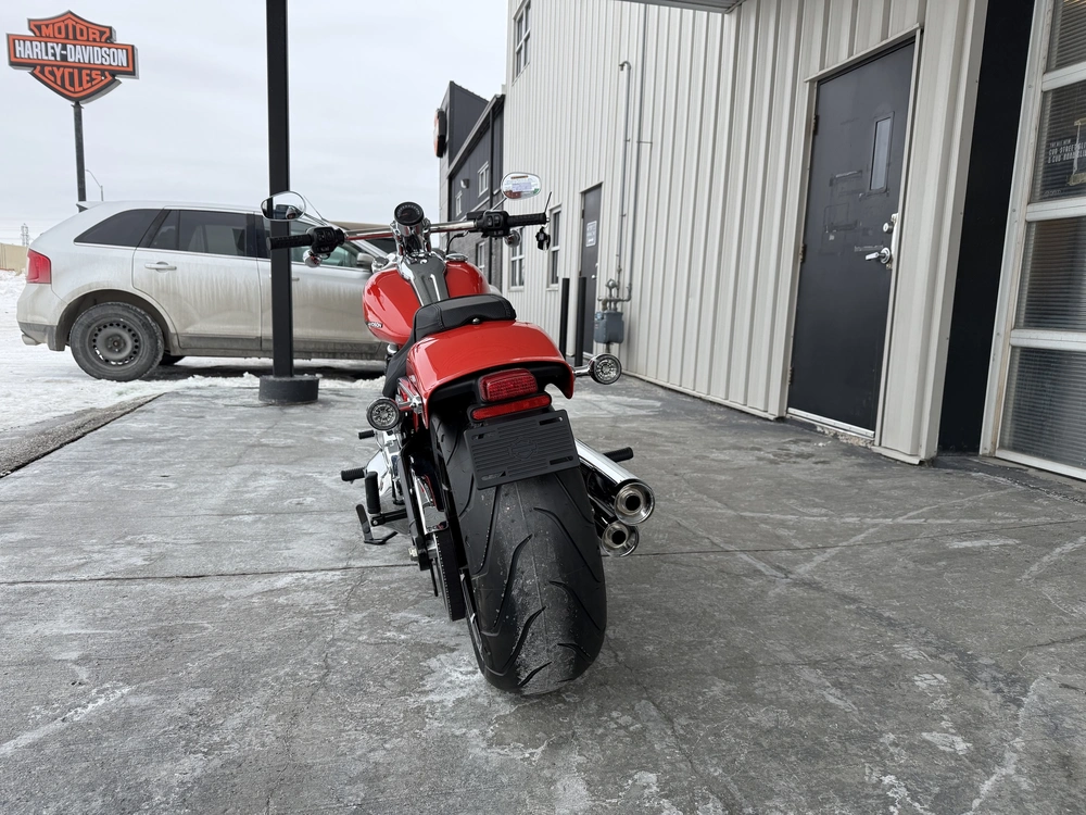 2026 Harley-davidson Breakout alt