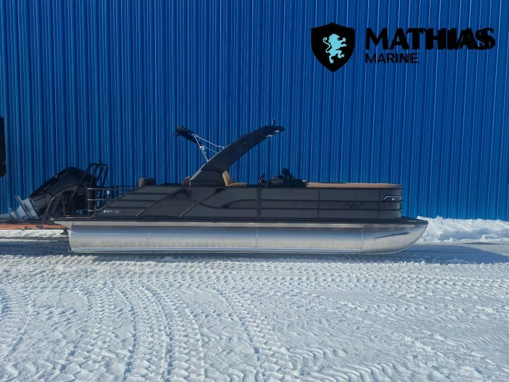 Bentley Elite 253 Swingback 2026 alt