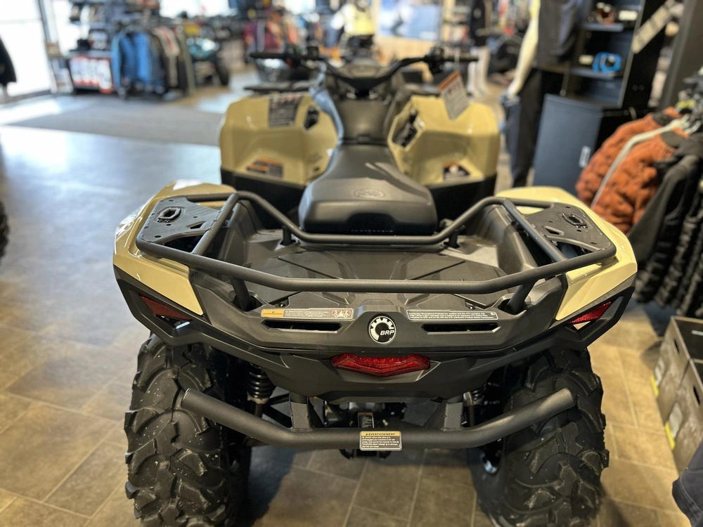 Can-am Outlander Pro Xu Hd7 2026 alt