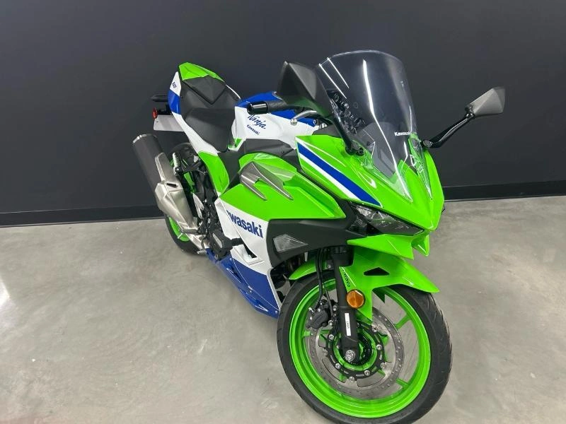 2024 Kawasaki Ninja 500 Se 40e Anniversaire alt