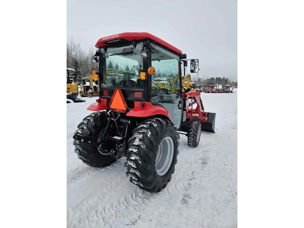 2026 Mahindra 1640 Hst Cab alt