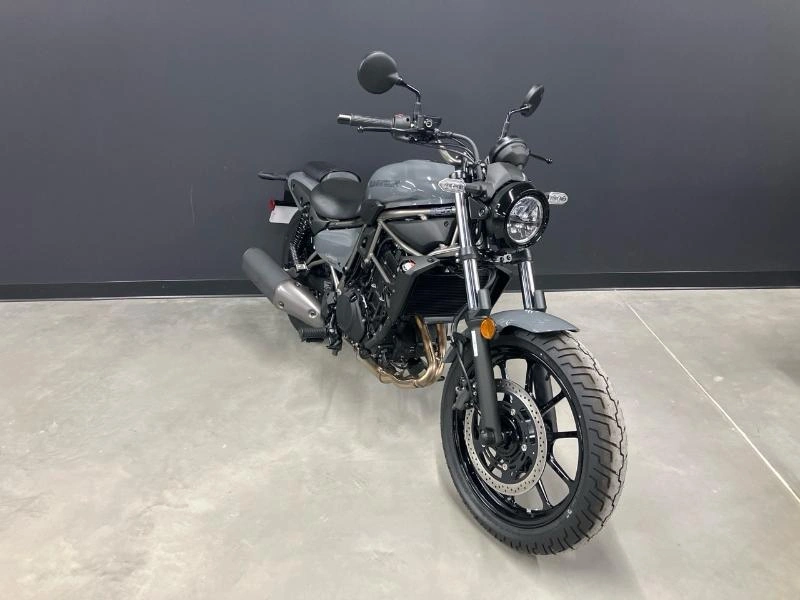 Kawasaki Eliminator 500 2024 alt