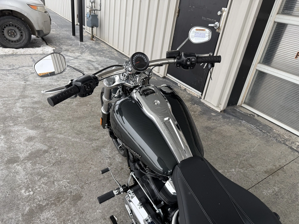 2026 Harley-davidson Breakout alt