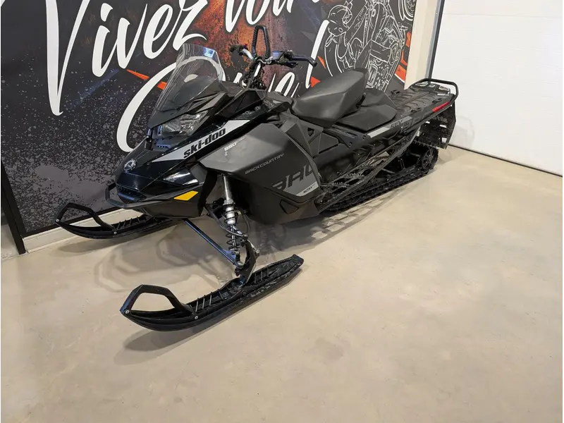 Skidoo backcountry xrs 850 146 2019