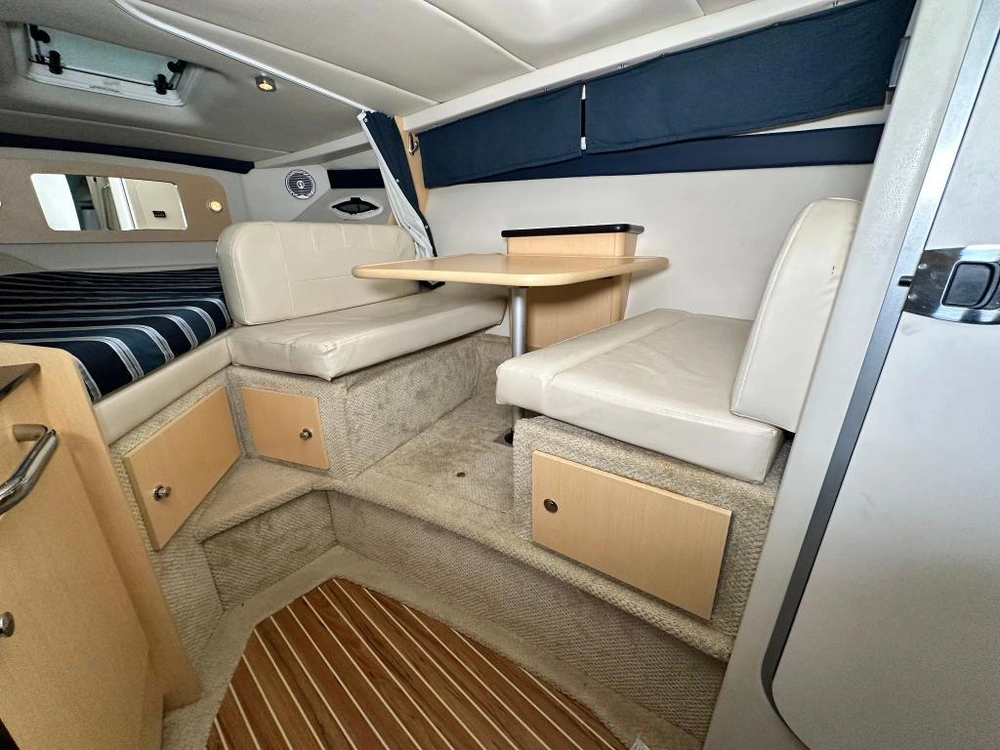 Bayliner 285 2012 alt