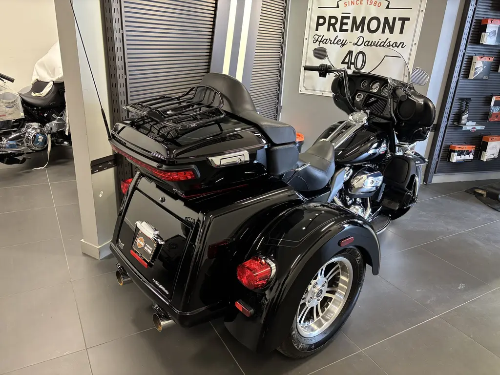 Harley-Davidson FLHTCUTG Tri Glide UltraFLHTCUTG 2024