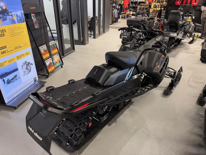 2026 Ski-Doo RENEGADE X 900 TURBO R ICE RIPPER