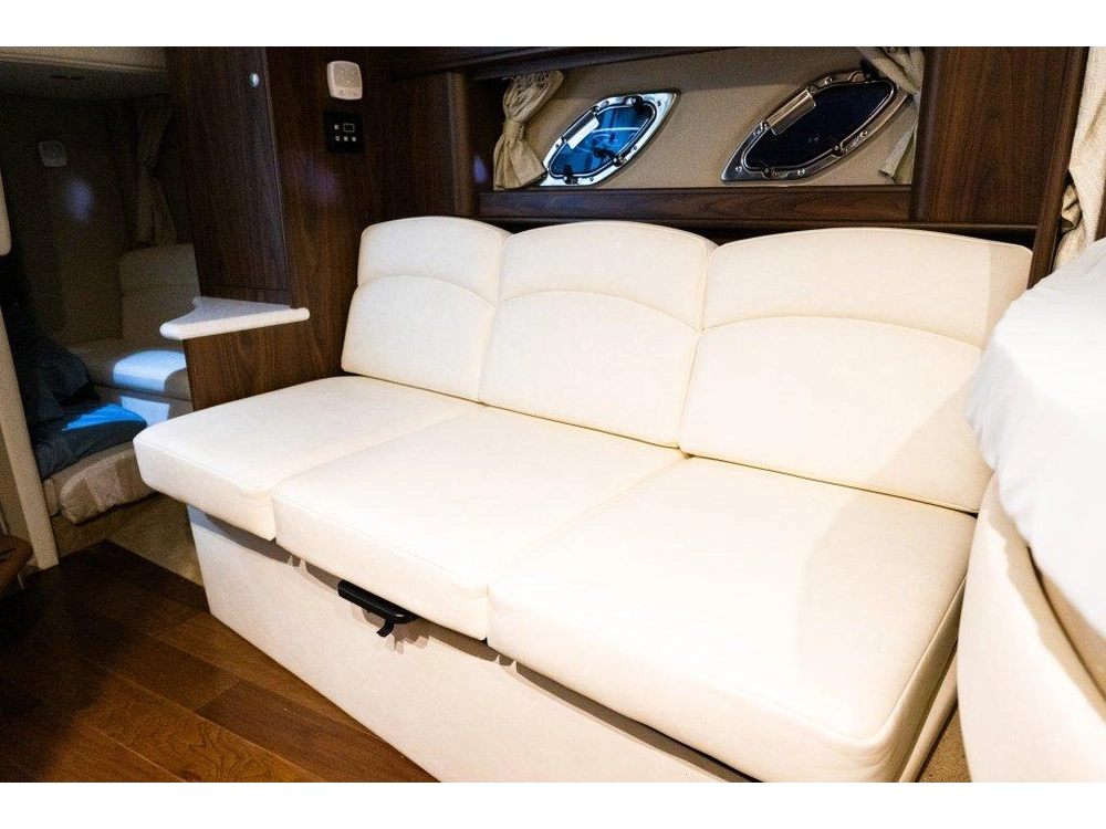 Rinker Boat Co Ex 320 2018 alt