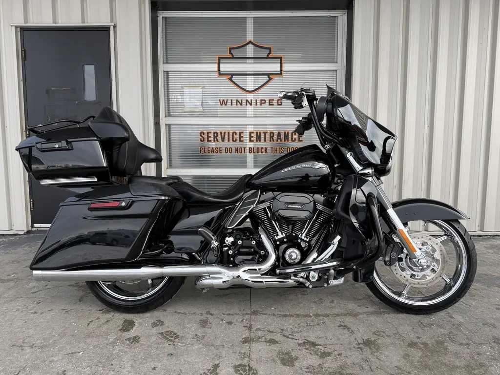 2015 Harley-Davidson FLHXSE - Street Glide