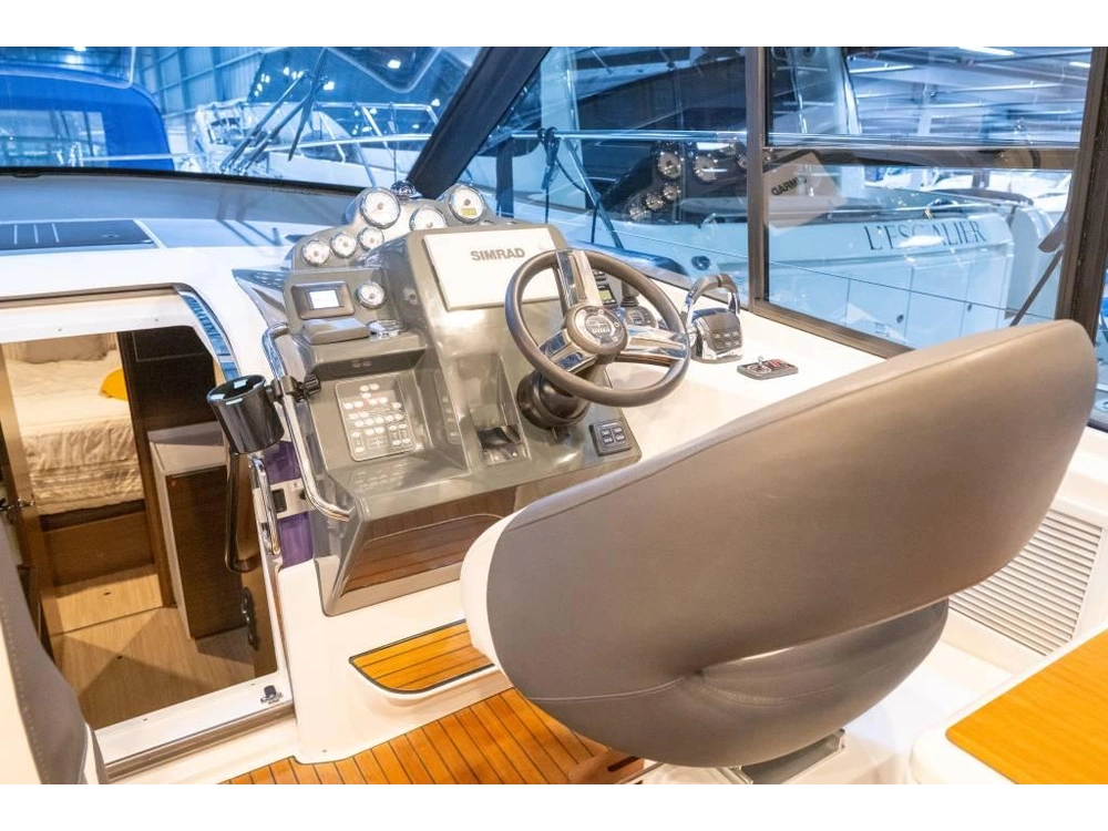 Bavaria S36 Coupe Volvo D3-220 2018 alt