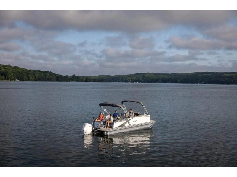 2026 Avalon Lsz Quad Lounger Shift 23 X 8.5 alt