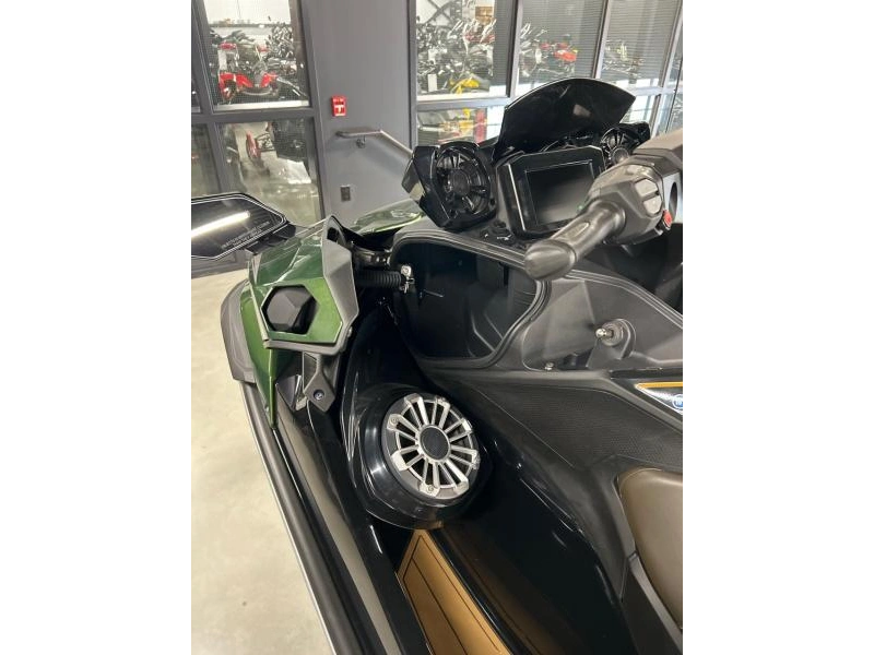 Kawasaki Ultra 310lx 2024 alt