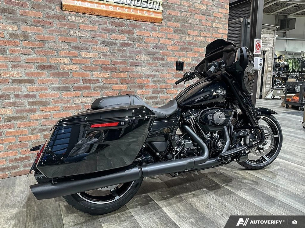 2026 Harley-davidson Street Glide alt