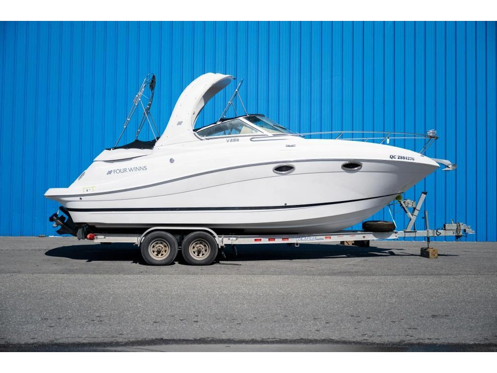 Four Winns 285 Vista 2011 alt