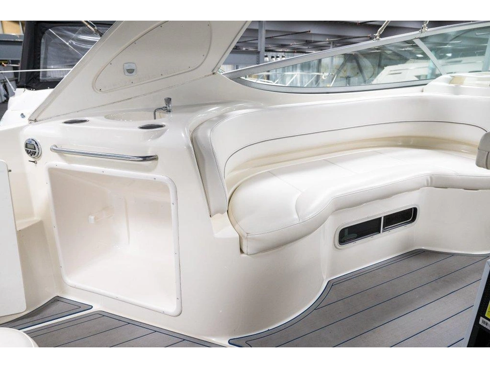 2009 Bayliner 300 Sb alt