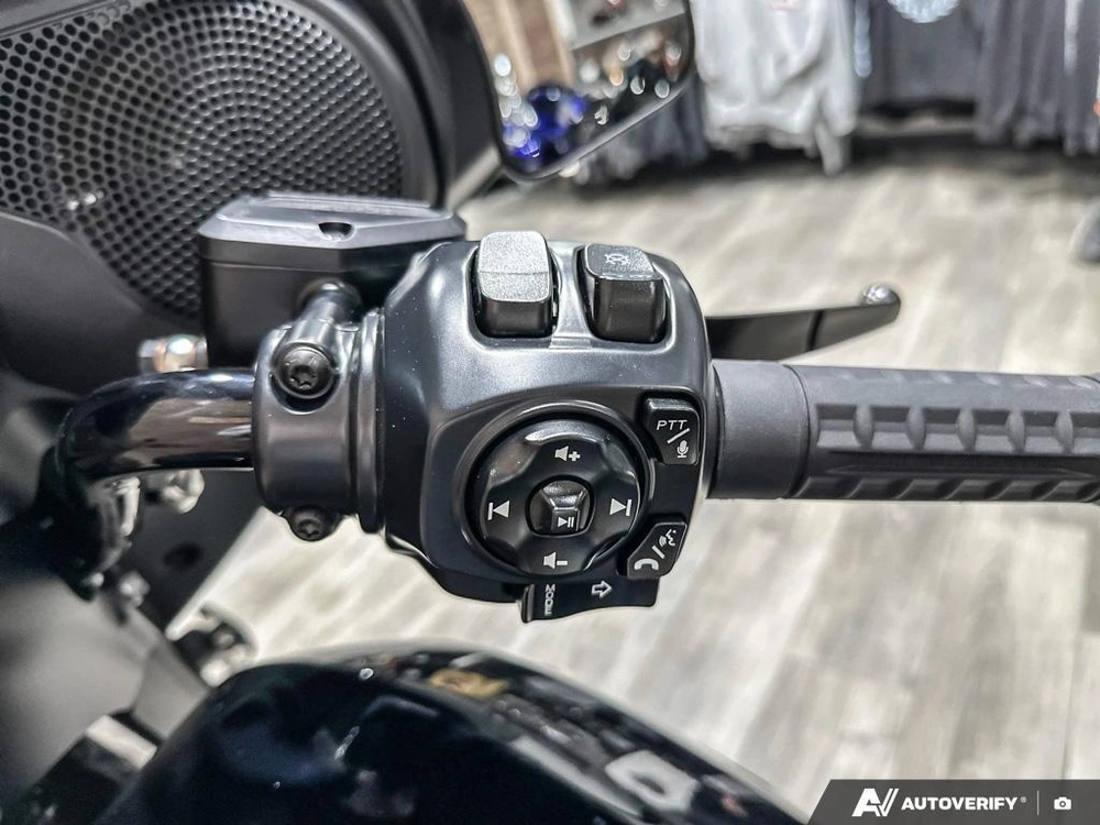 2026 Harley-davidson Street Glide alt