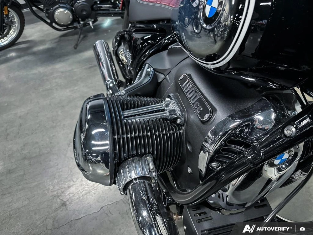 2023 Bmw R 18 100 Years alt