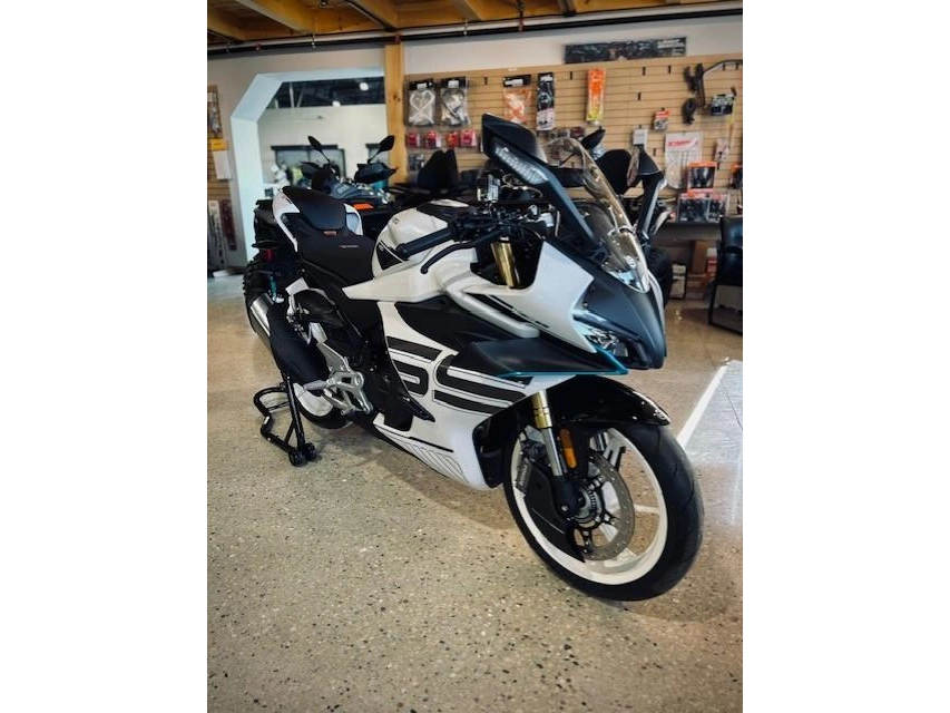 2026 Cfmoto 450ss