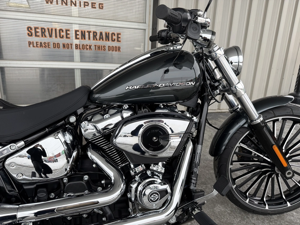2026 Harley-davidson Breakout alt
