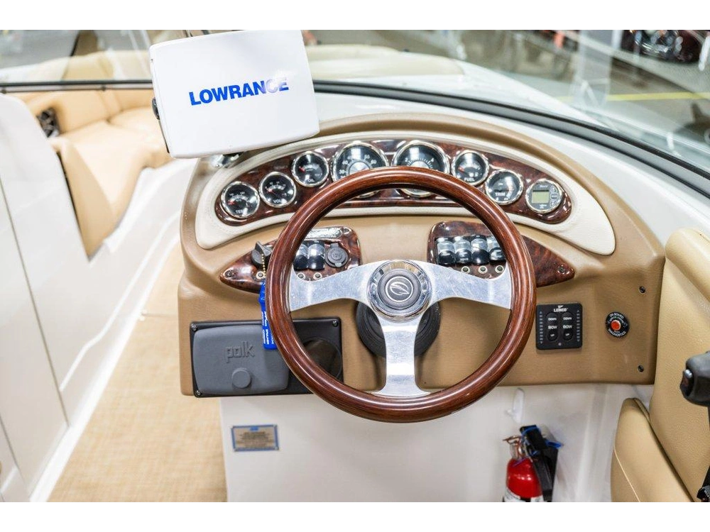 Crownline E6 2014 alt