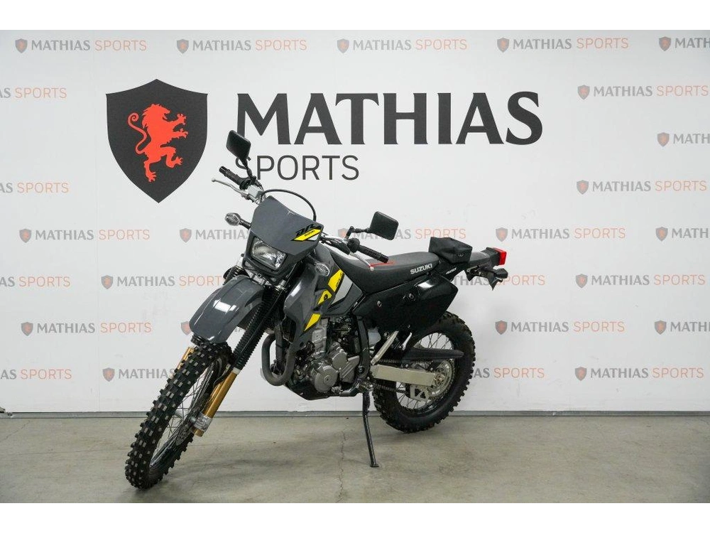 2021 Suzuki Drz400 alt