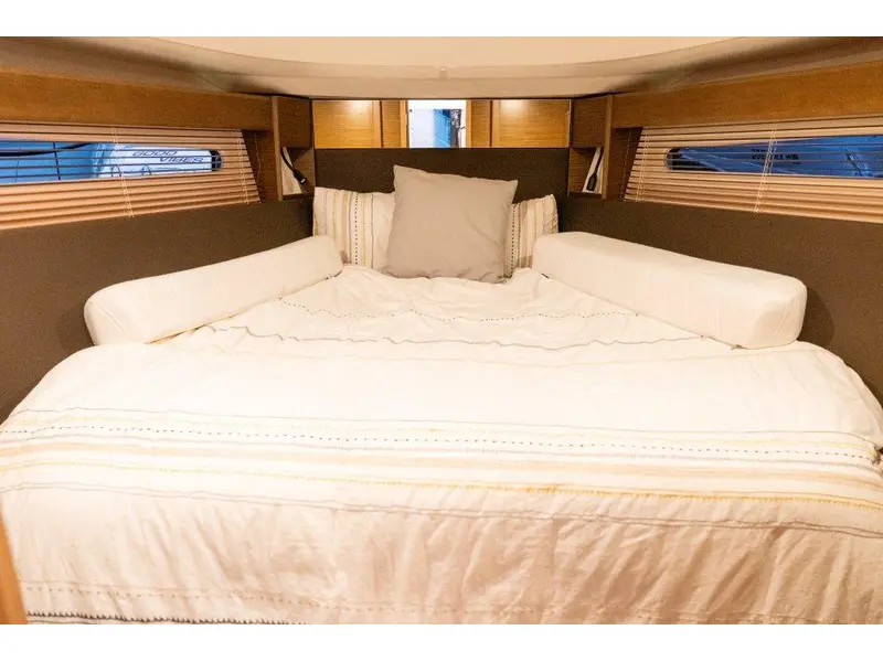 2021 Bavaria Motoryachts S36 COUPE VOLVO D3-220 EVC *SUR RENDEZ-VOUS* thumbnail 16