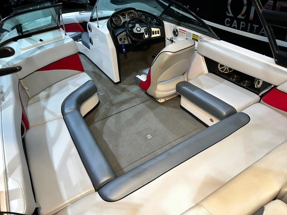Moomba Outback V 2012 alt