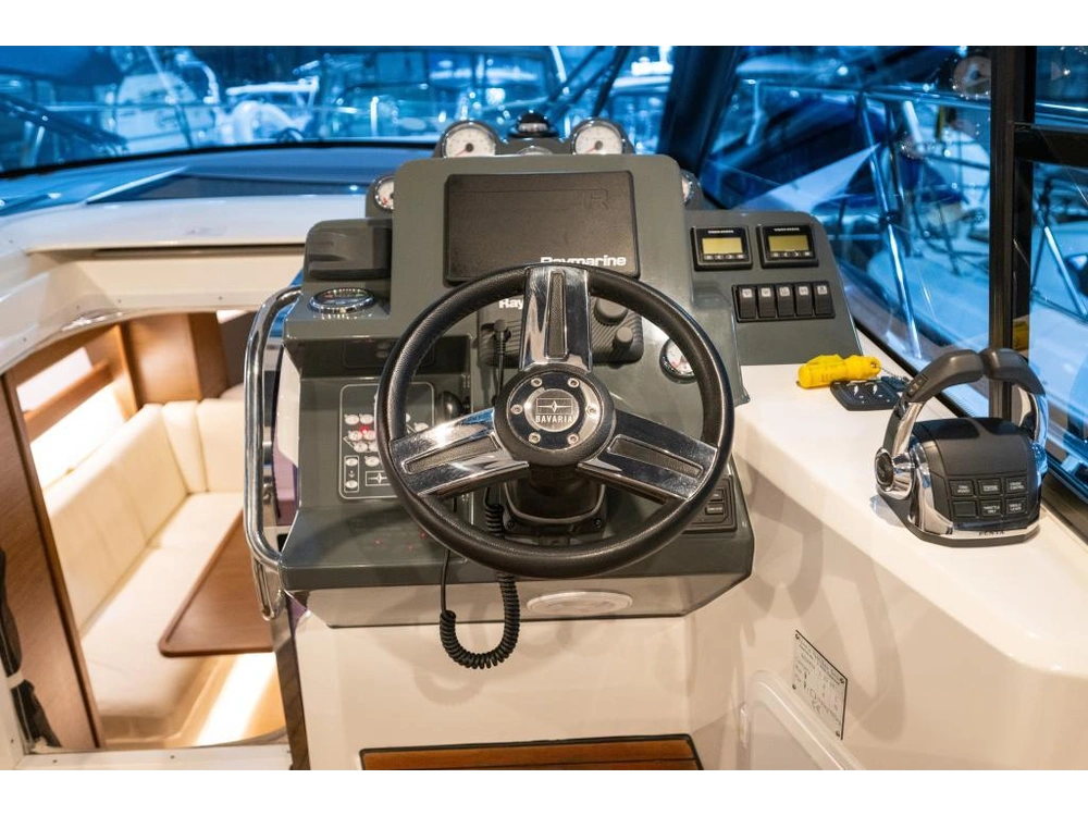2018 Bavaria S33 Ht Volvo D3-220 alt