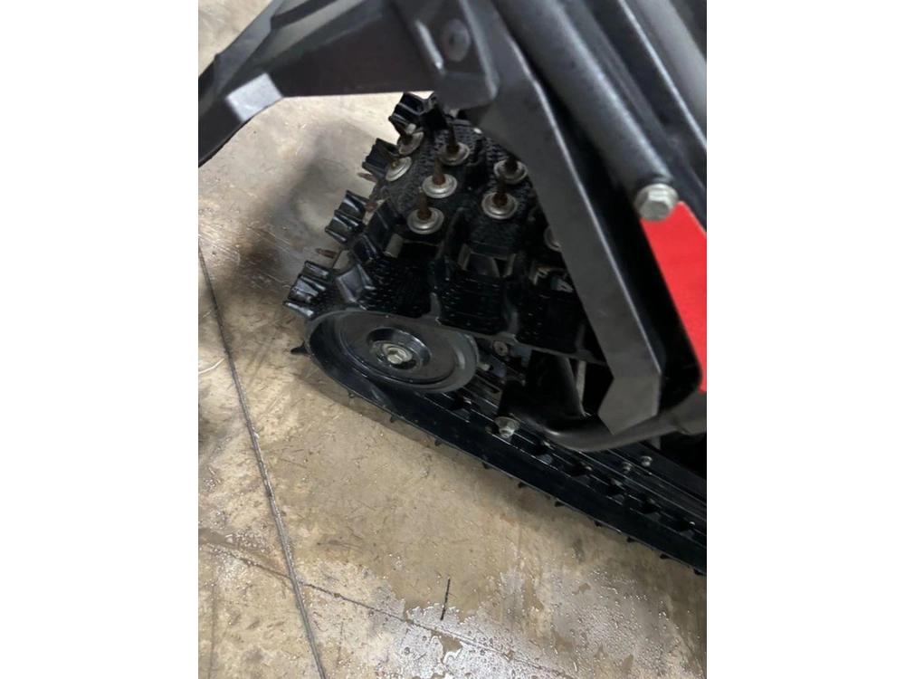2018 Polaris Switchback® Xcr 800 H.o. Cleanfire® 137 Electric 1.35 Cobra Snowcheck alt