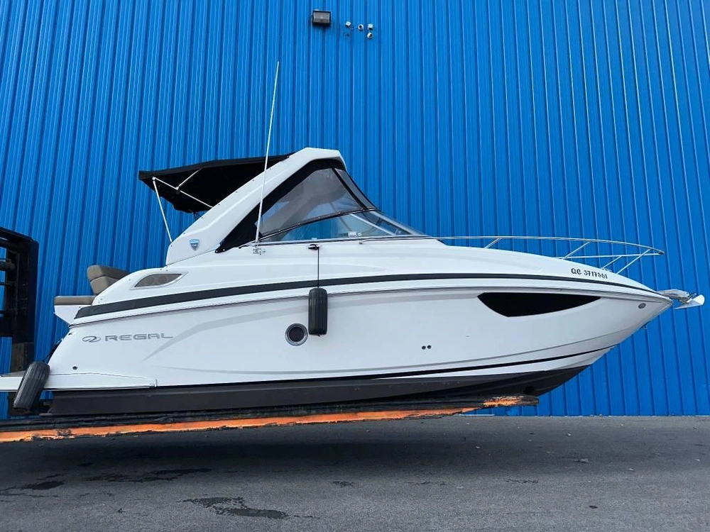 2013 Regal 28 Express alt