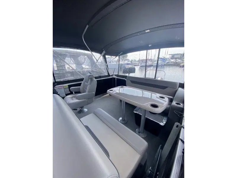 Princecraft Vectra 25 Rl Merc 200 2022 alt