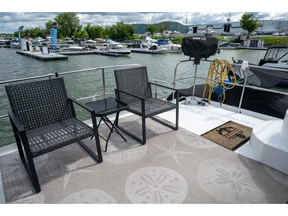 2002 Bruce Roberts Trawler 45 alt